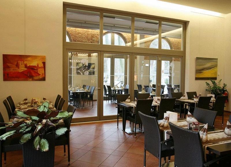 Waldhotel
